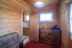 Beautiful Custom-built Scandinavian log cabin in Crete