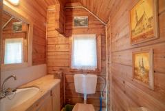 Beautiful Custom-built Scandinavian log cabin in Crete