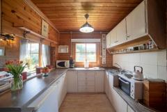 Beautiful Custom-built Scandinavian log cabin in Crete