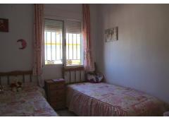 Nice corner townhouse duplex with 3 bedrooms