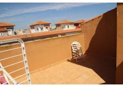 Nice corner townhouse duplex with 3 bedrooms