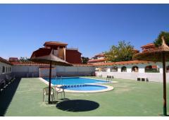 Nice corner townhouse duplex with 3 bedrooms