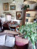 Semi-detached , partially renovated cottage, with garden and bodegas