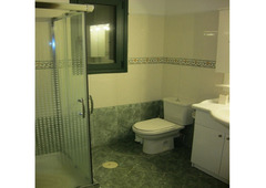 Detached house in KARYSTOS