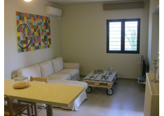 Detached house in KARYSTOS