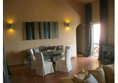 Detached house in KARYSTOS