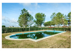 Exclusive Farm with Pool, Tennis Court and Equestrian Equipment