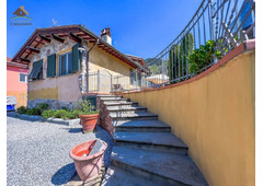 Tuscany Villa in Rustic Style with Swimmong Pool
