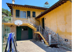Tuscany Villa in Rustic Style with Swimmong Pool
