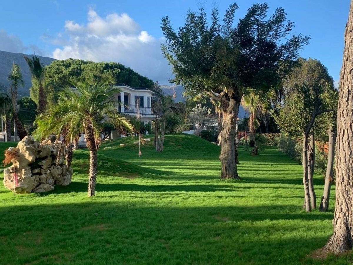 Wonderful Villa With Pool Castellammare del Golfo » Property Sales,Rent