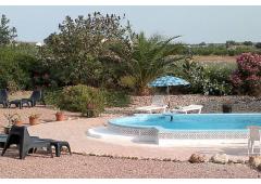 Country house with B&B and swimmingpool Almoradi
