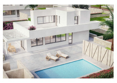 Villa with Swimming Pool