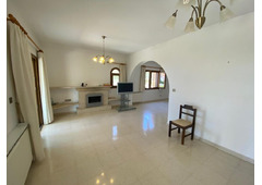 Detached house in Paphos