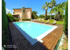 Splendid Villa with Pool and Garden