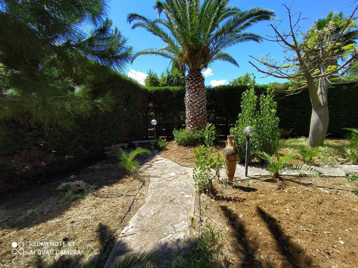 Splendid Villa with Pool and Garden Castellammare del Golfo » Property