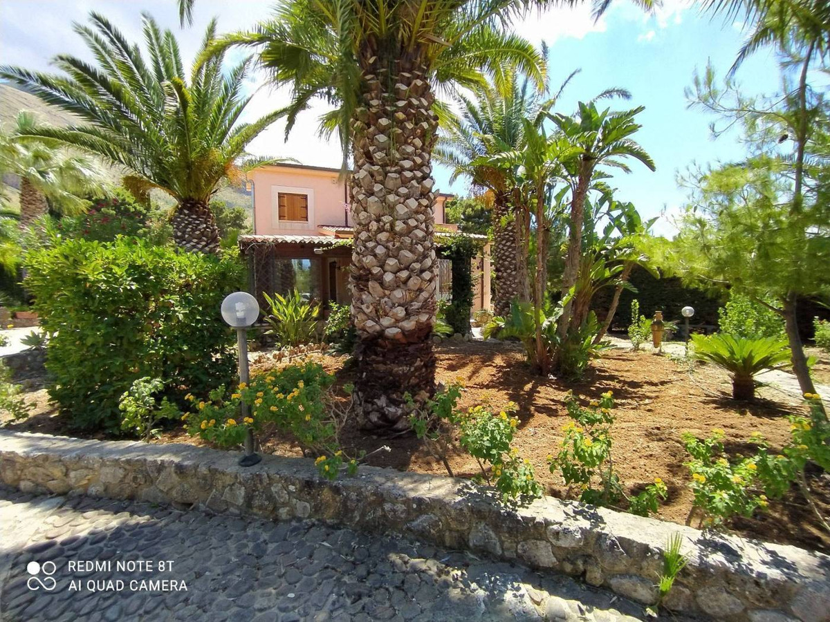 Splendid Villa with Pool and Garden Castellammare del Golfo » Property