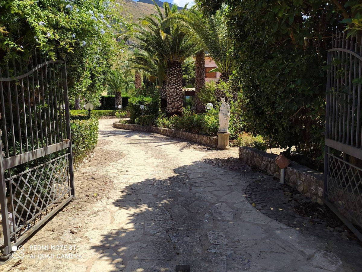 Splendid Villa with Pool and Garden Castellammare del Golfo » Property