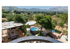 Beautiful Villa with amazing Mountain and Sea View