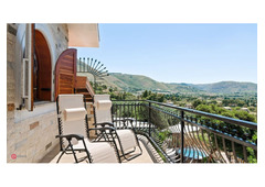 Beautiful Villa with amazing Mountain and Sea View