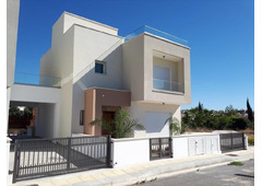 Luxurious three bedroom villa Paphos