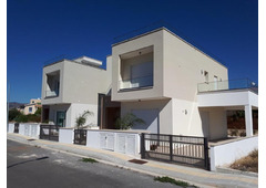 Luxurious three bedroom villa Paphos