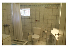 Villa with swimming pool. in a quiet location