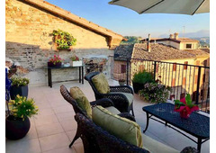Historic Townhome in Piazza