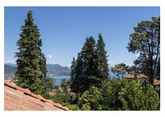 Apartment with lake view in Stresa