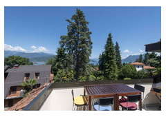 Apartment with lake view in Stresa