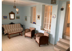 1860 renovated two floors neoclassical