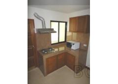 Baan Prompong: 3 BR + 4 Baths, 198 Sq.m, 6th fl for Rent