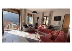Independent townhouse with a panoramic terrace