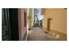 Independent townhouse with a panoramic terrace