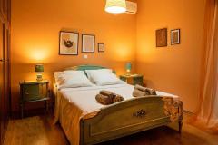 Mediterranean villa with swimming pool just 40 klm from Athens