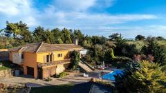 Mediterranean villa with swimming pool just 40 klm from Athens