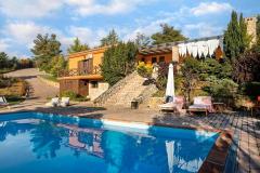 Mediterranean villa with swimming pool just 40 klm from Athens
