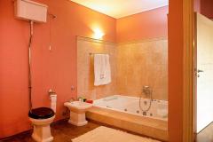 Mediterranean villa with swimming pool just 40 klm from Athens