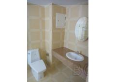 Baan Prompong: 3 BR + 4 Baths, 198 Sq.m, 6th fl for Rent