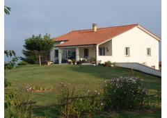 Lovely home, wonderful views, Gers , Midi Pyrenees