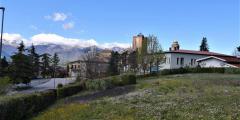 House ” Belvedere” with private land, partly buildable