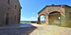 House ” Belvedere” with private land, partly buildable
