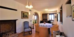 House ” Belvedere” with private land, partly buildable