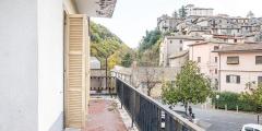 Fully furnished flat  2 km from the Rome-L’Aquila
