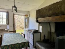 Charming Two-Level Apartment with Independent Entrance in the Historic Hamlet of the Castel San Nicc