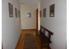 Recent 5 bedroom villa c, land of about 1.600m2 (approx. 0.39 acre).  Coimbrão. MR-1154