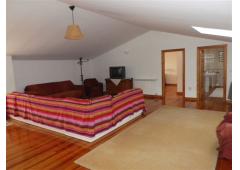 Recent 5 bedroom villa c, land of about 1.600m2 (approx. 0.39 acre).  Coimbrão. MR-1154