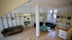 P4 TOWNHOUSE w/ private garden and car garage