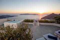 For sale luxury villa in Santorini