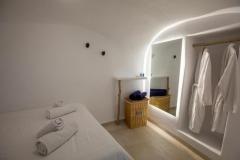 For sale luxury villa in Santorini