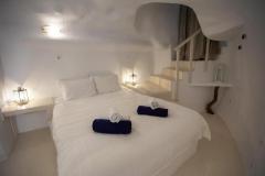 For sale luxury villa in Santorini